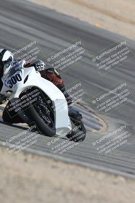 media/Sep-20-2025-Race Pace (Sat) [[d4e1b33f4d]]/Non Verified/Turn 10 (10am)/